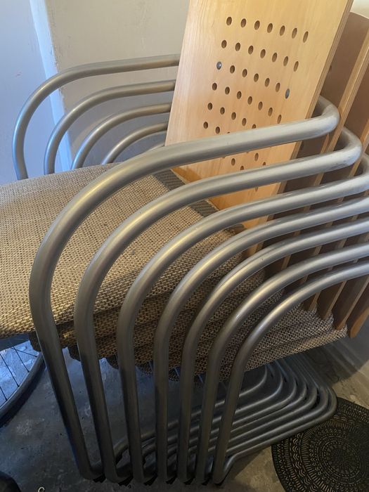 Krzesła siedzisko wyscielane 8 szt. Cena za komplet.