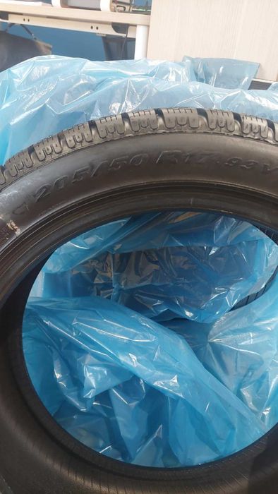 Opony Pirelli Sottozero Winter 240 serie 2 205/50/r17