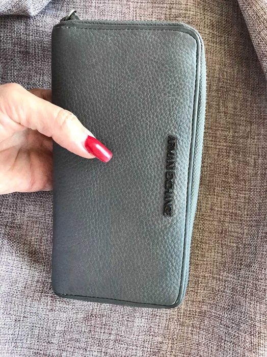 Кошелек Armani Exchange Women's Zip Wallets