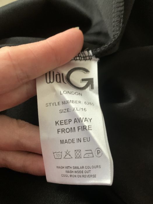 Плаття жіноче чорне