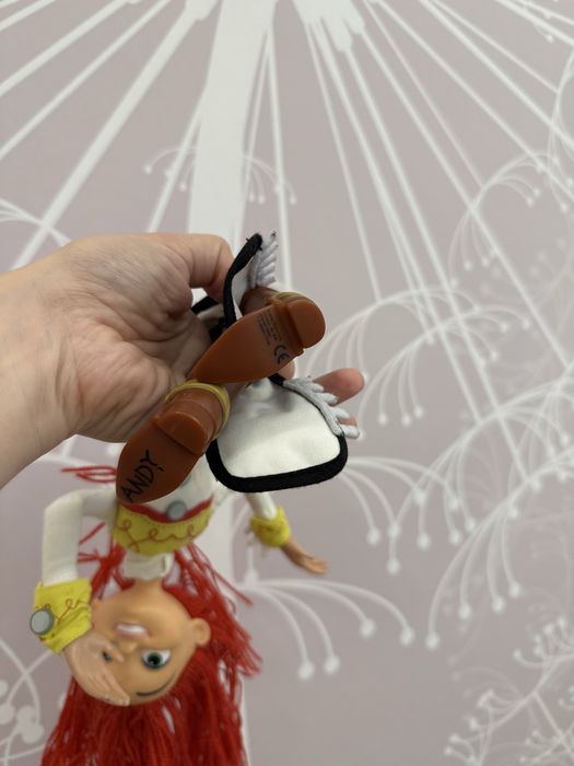 Інтерактивна лялька ковбой Історія іграшок Jessie Вудді Джесі