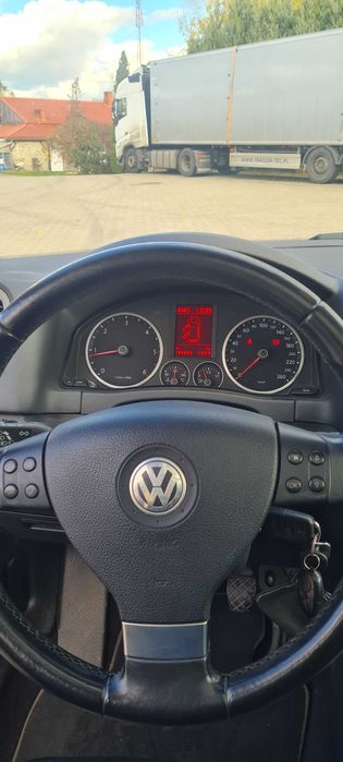 Volkswagen Tiguan 2.0 TDI 4Mot 2009 rok
