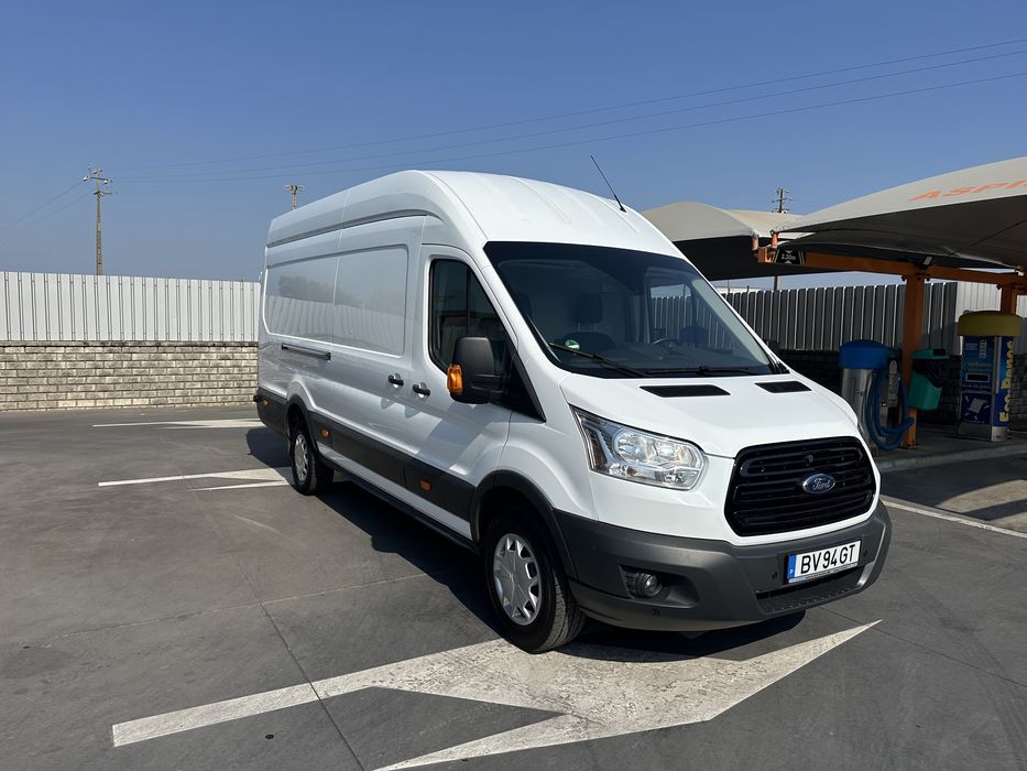 Ford Transit Maxi