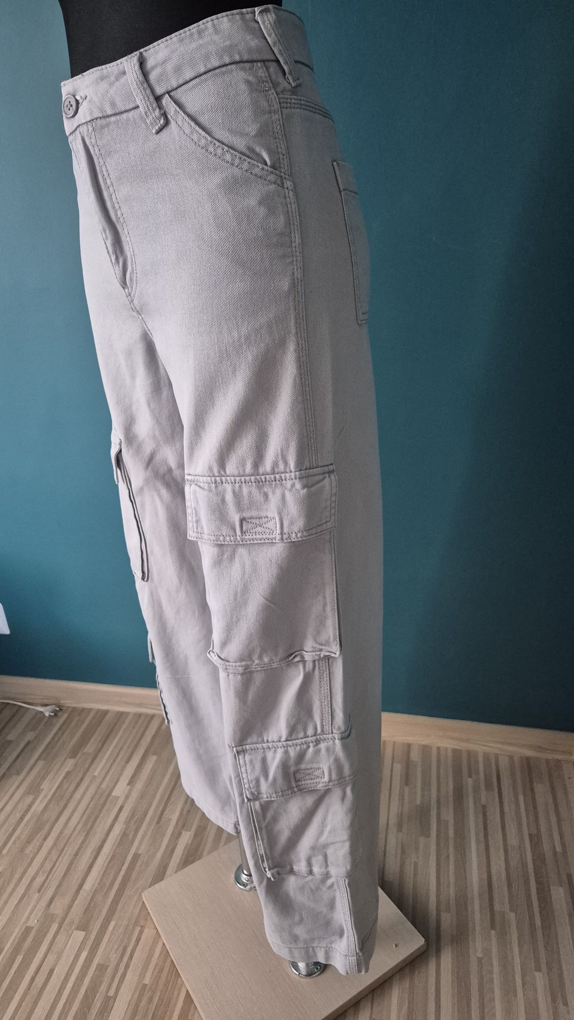 Spodnie damskie bojówki r. 34 H&M