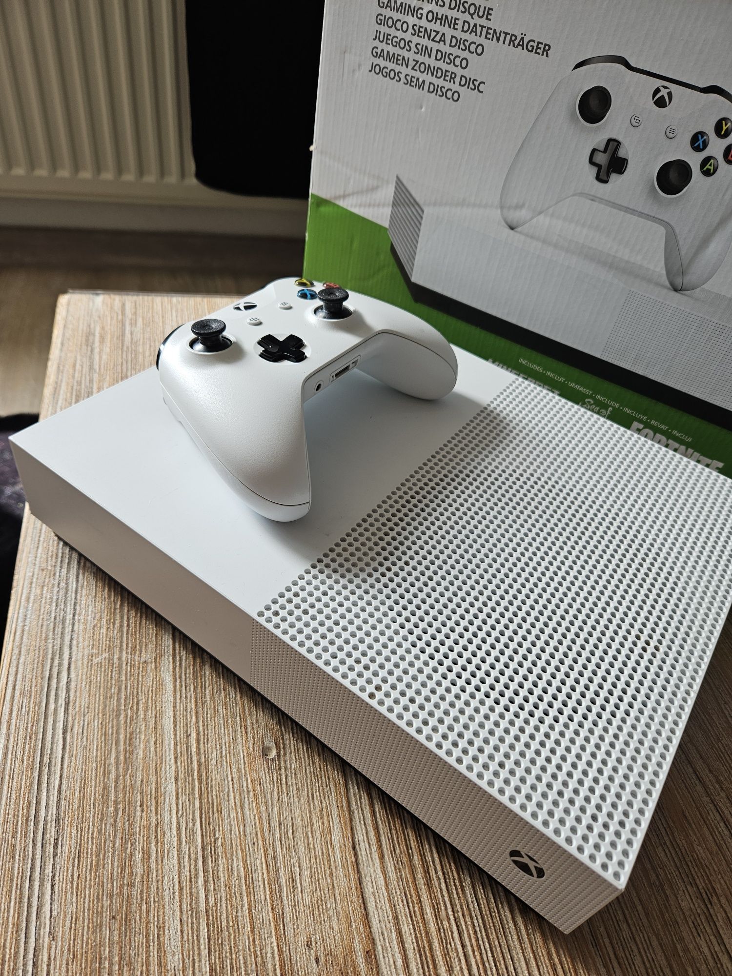 Xbox One S digital 1tb