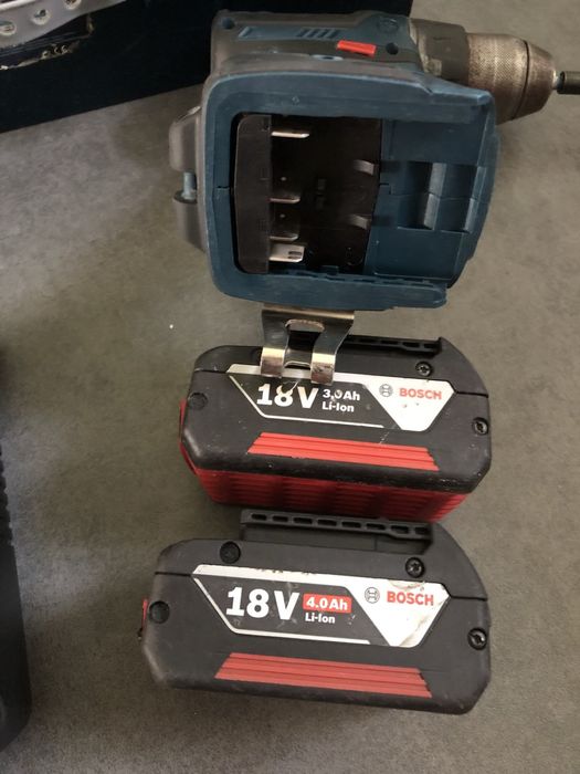 Безщітковий Акум.шуруповерт Bosch GSR 18V-EC