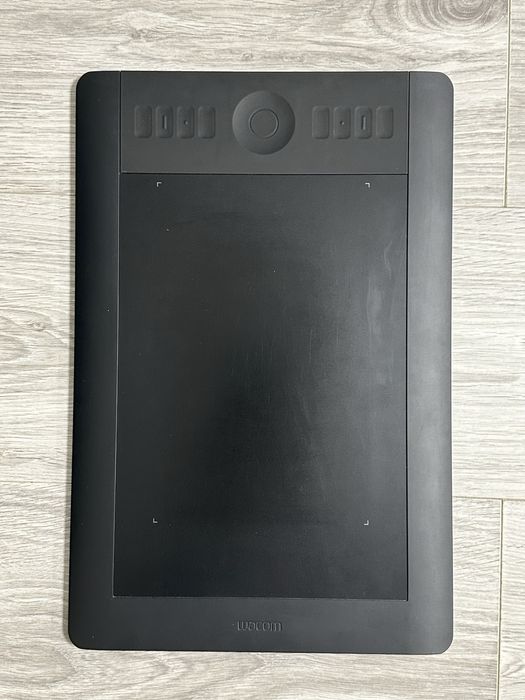 Графічний планшет wacom intuos 5 Touch M