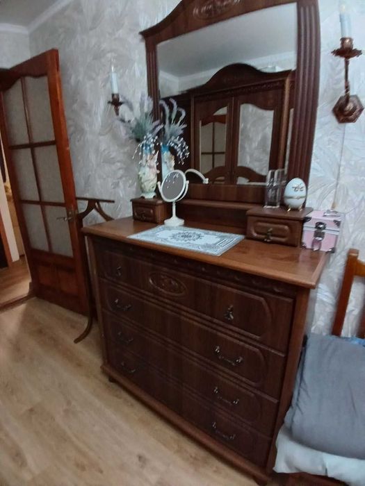 Продам 3 кімнатну квартиру в Центральному районі