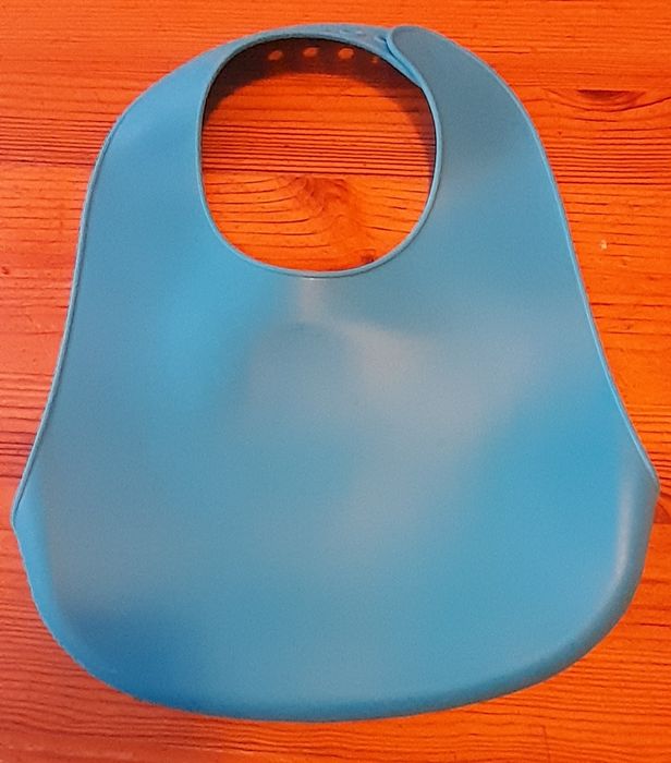 Śliniak silikonowy z kieszenią Wild heart - Niebieski / Canpol Babies