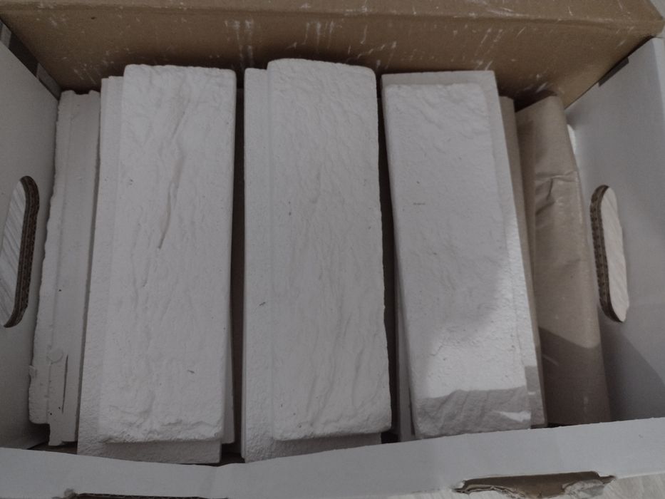 Płytka dekoracja z fuga ok 0,8 m2