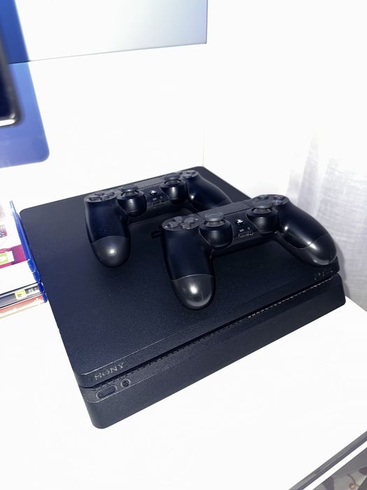 Playstation 4 SLIM 500gb, 2 pady + dużo gier