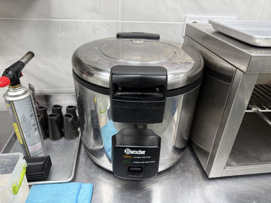 Продам рисоварку професійну