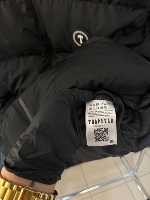 ЖИЛЕТ TRAPSTAR Мужская жилетка Trapstar черная весна безрукавка люкс
