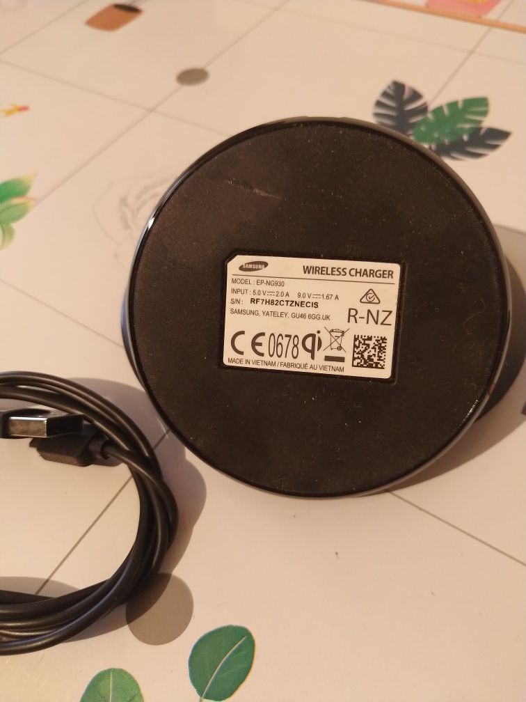 Ładowarka indukcyjna Samsung