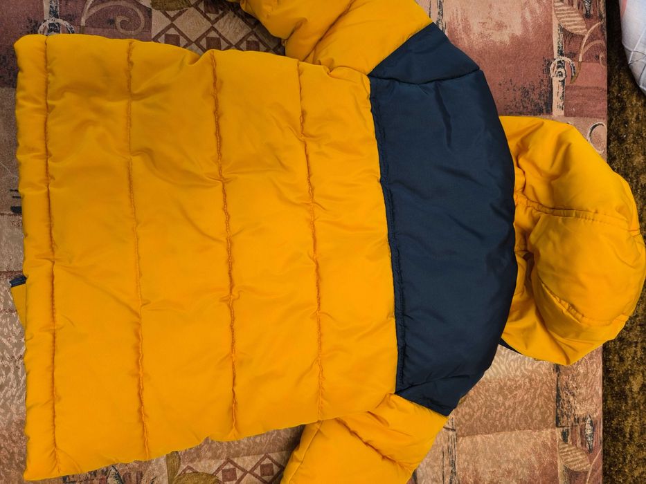 Дитяча куртка,дуже тепла,на флісі, гарний стан,розмір 98