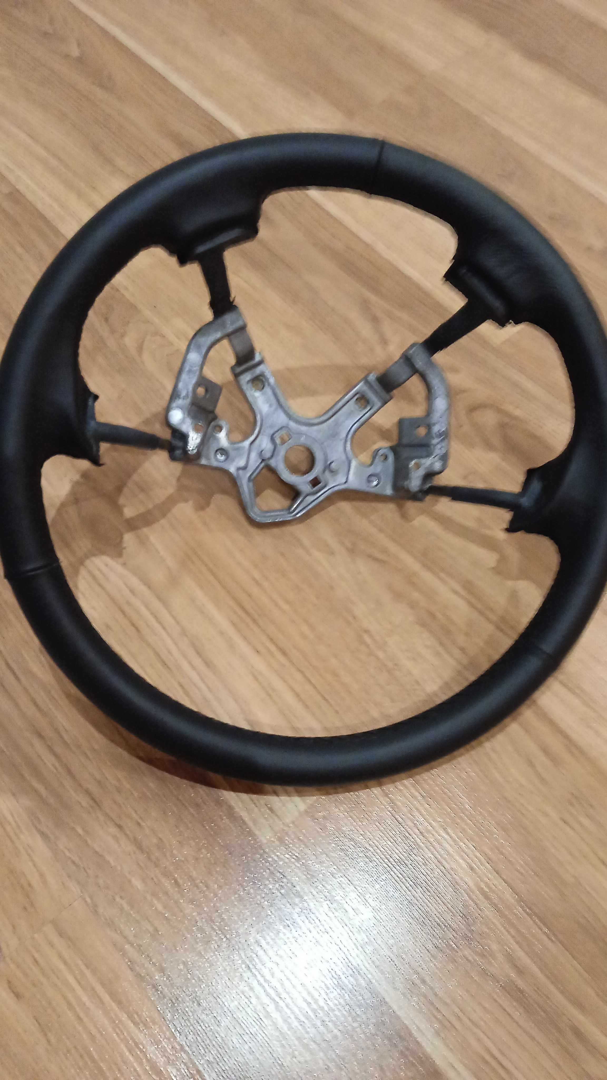 kierownica VOLVO V70, XC70, S60