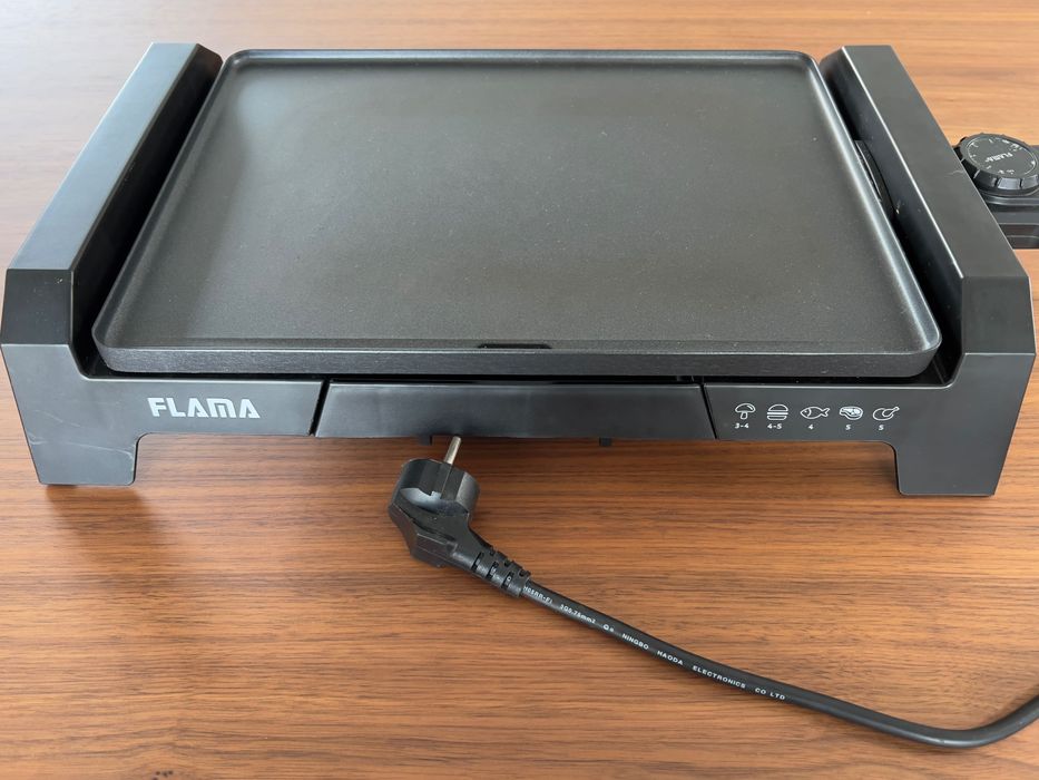 Grelhador de Mesa FLAMA 4743FL (2000 W)