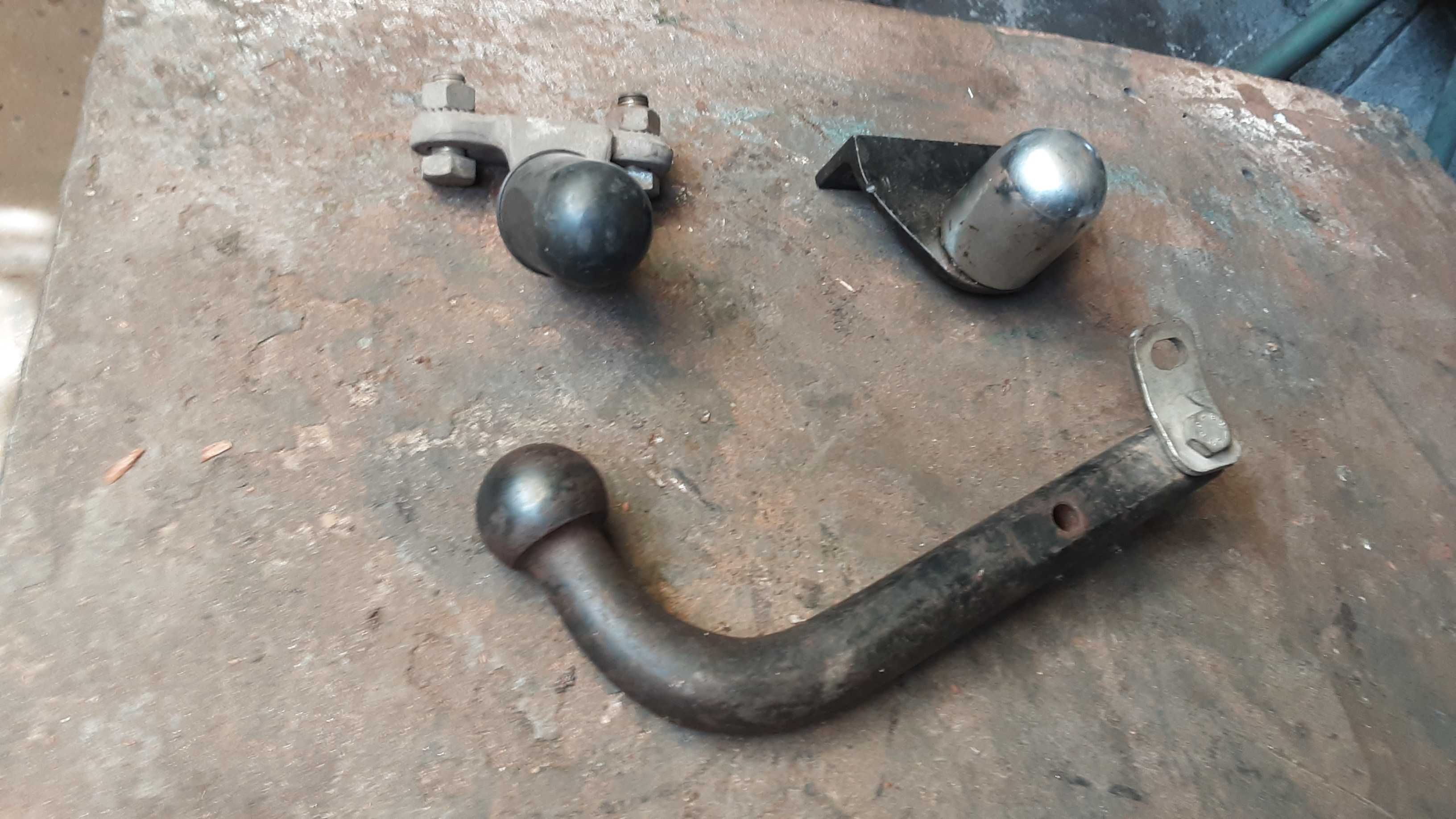 Gancho com bola de reboque