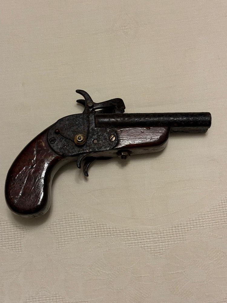 Pistola séc. XIX canos duplos