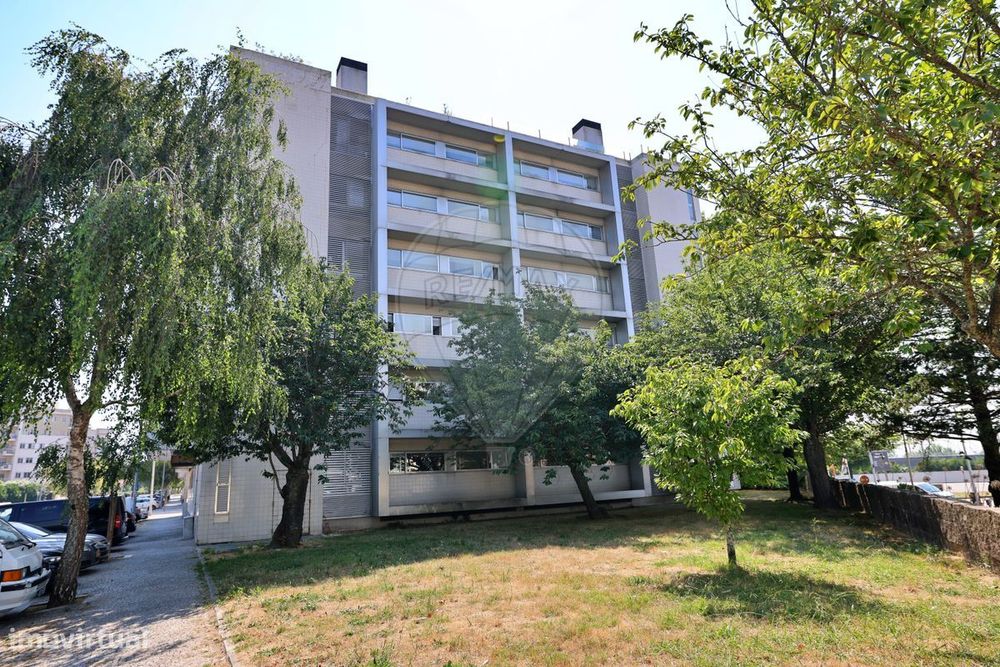 Apartamento T2 para arrendamento