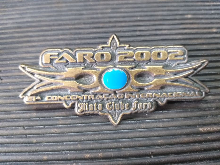 6 Pin's da Concentração Faro