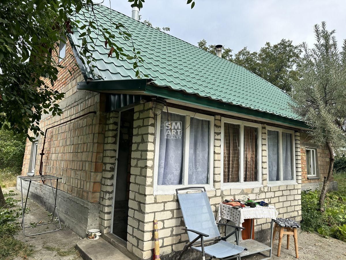 Ржищів! Земля 10 сот будинок всі комунікації!