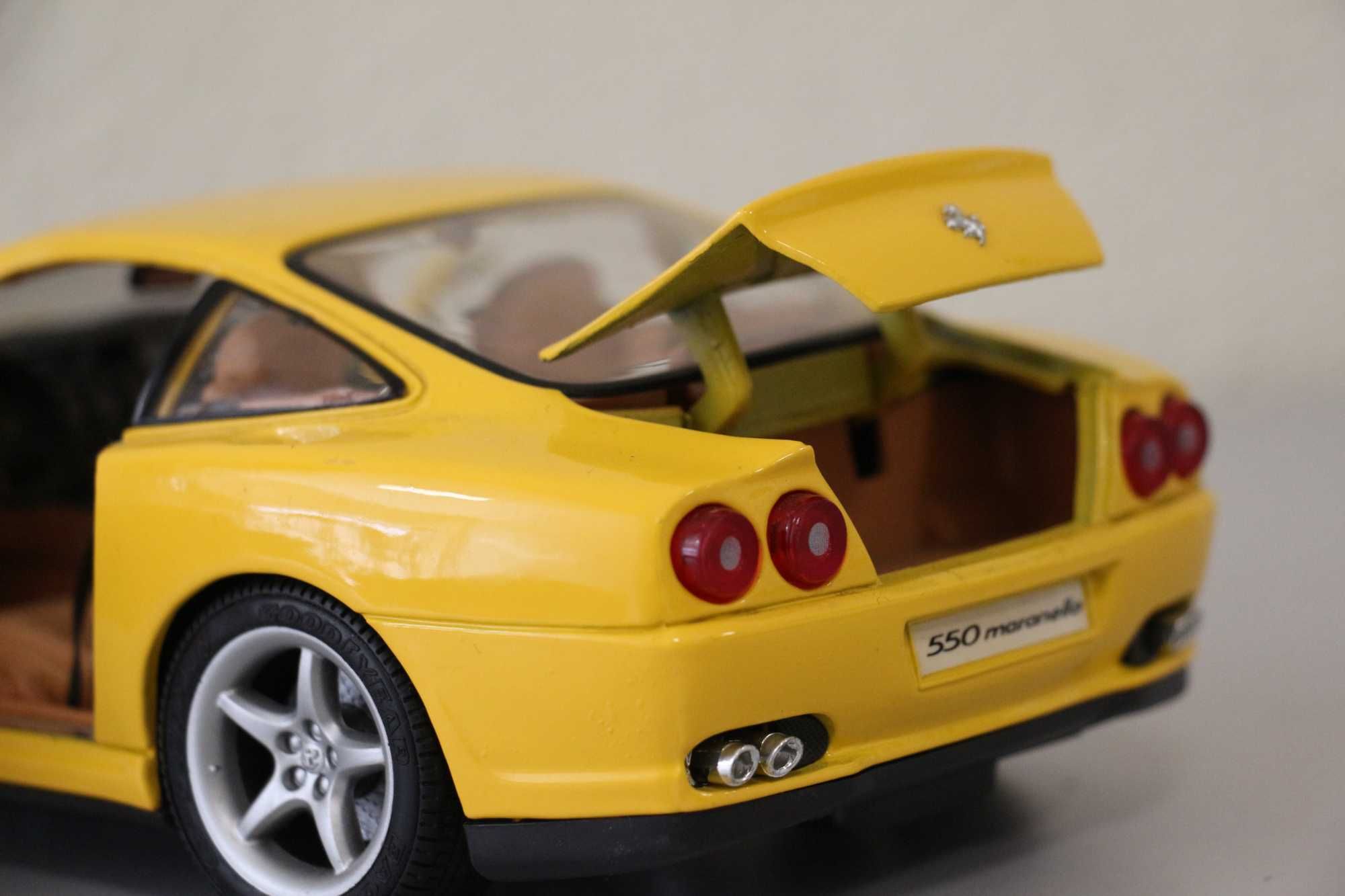 Ferrari 550 1/18 Maisto