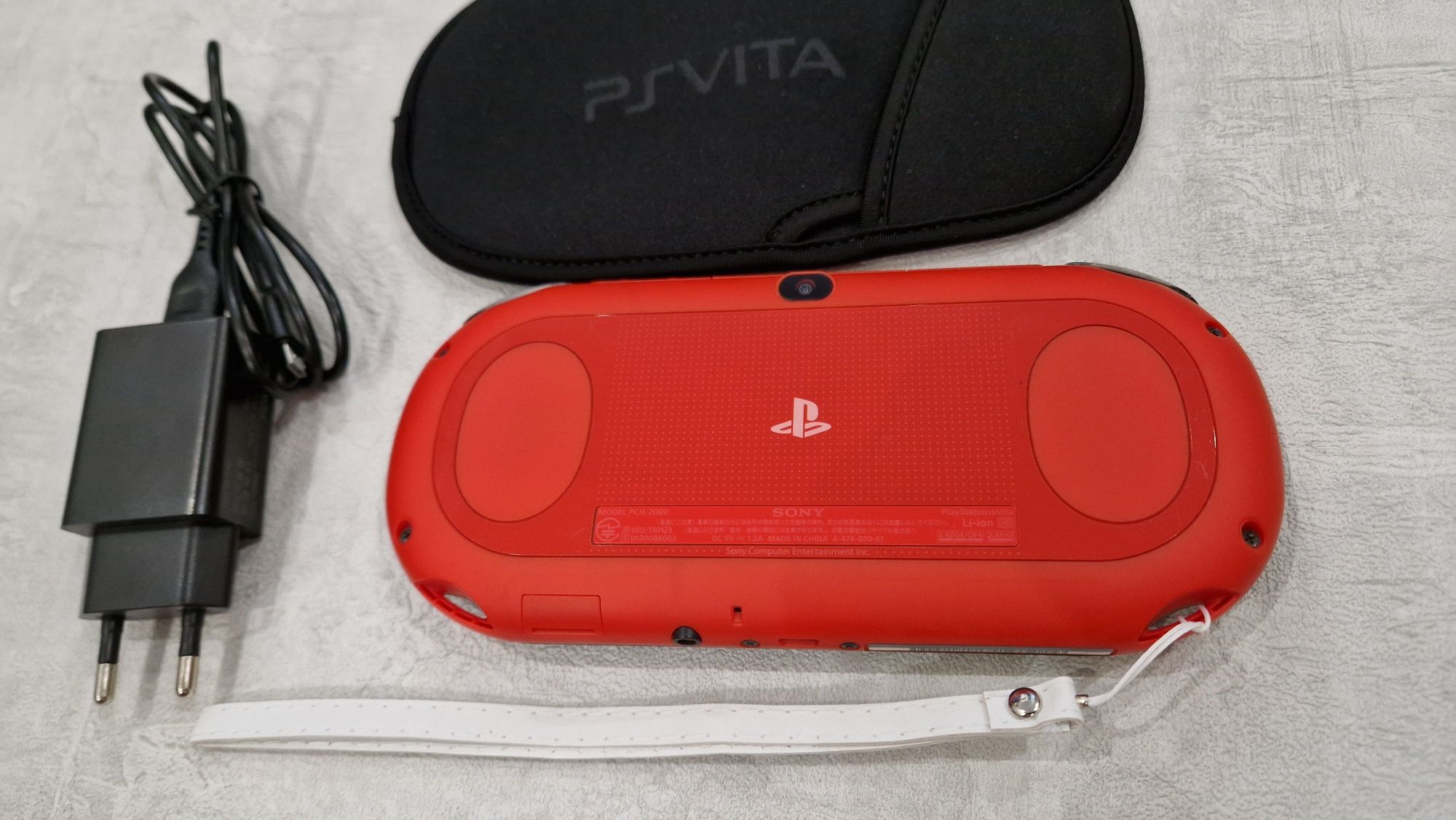 Sony Ps Vita Slim 64гиг с играми 70шт