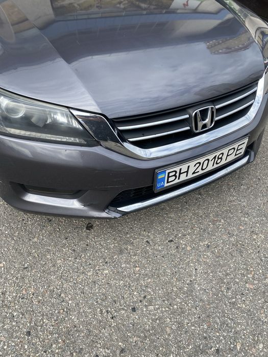 Хонда акорд 9 2014 рік, салон ручна робота