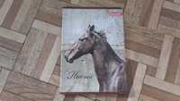Szkolny zeszyt w kratkę 96 kartek format A5 miłośnicy zwierząt horses