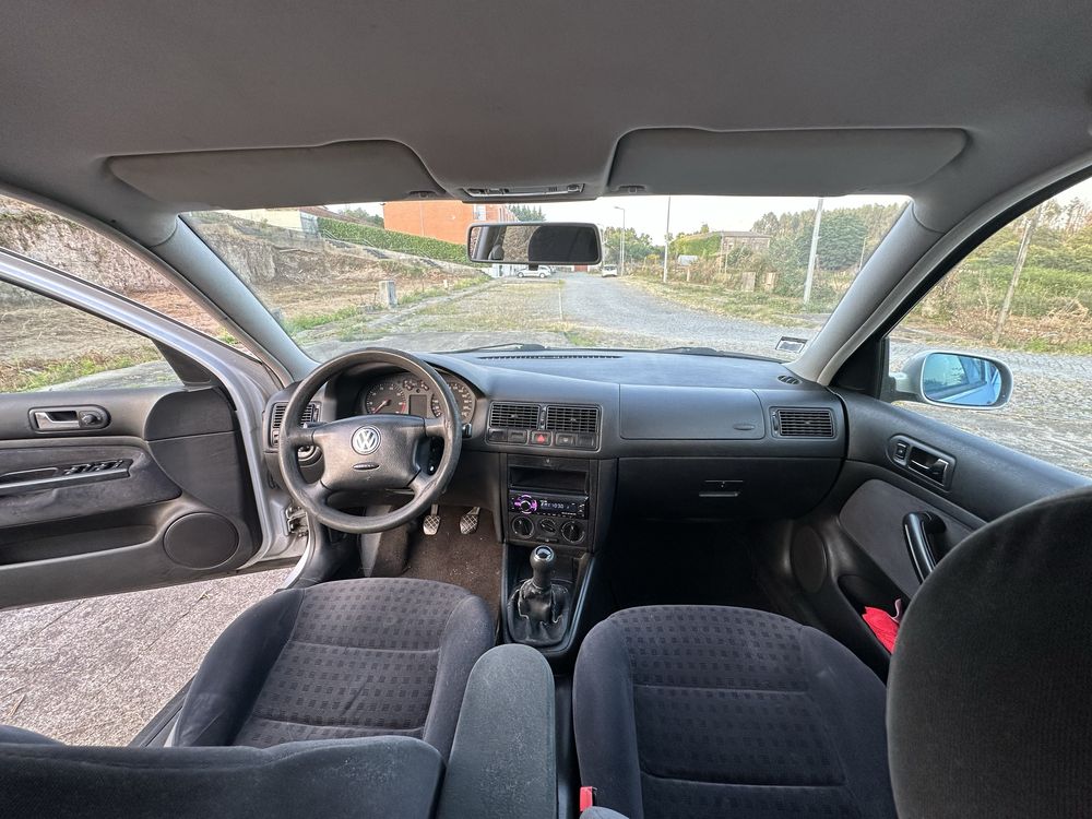 Vw Golf 1.4i com 2 registos