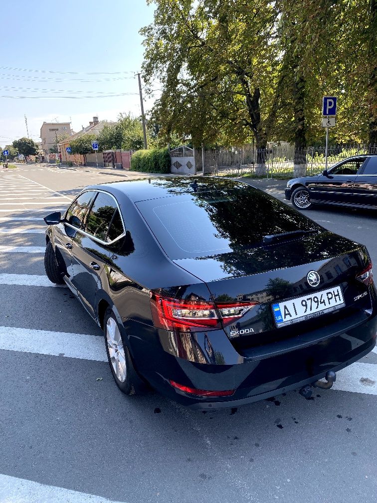 Skoda superb в гарному та доглянутому стані
