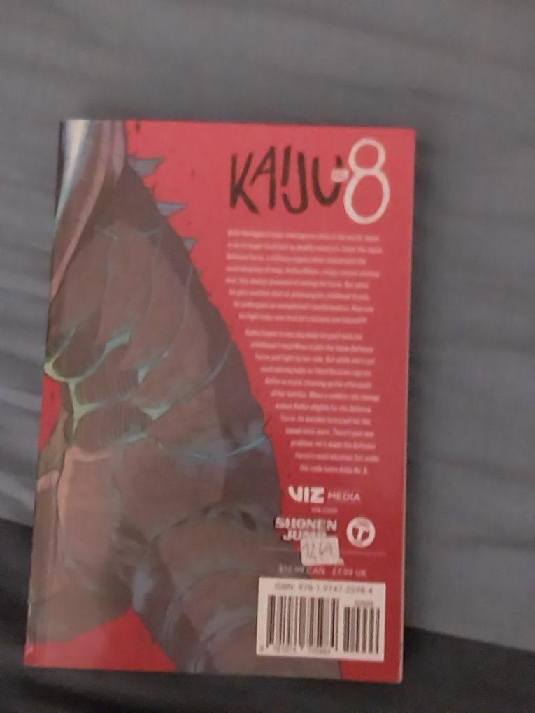 Kaiju no 8 volume 1