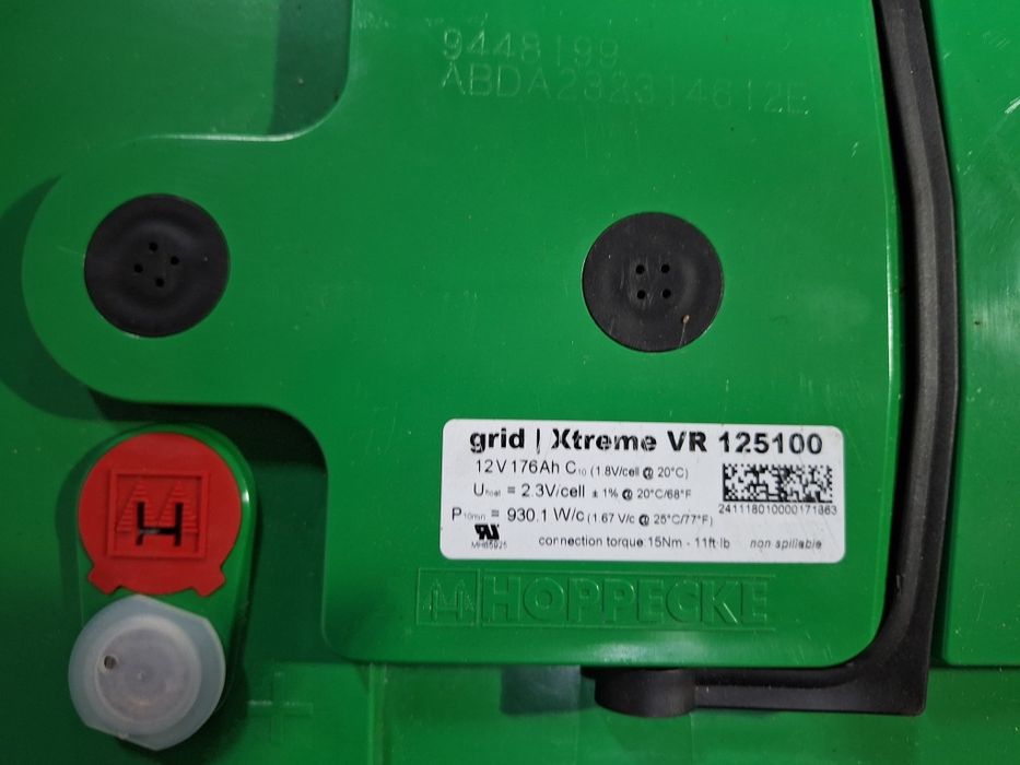 komplet dwóch baterii AKUMULATOR HOPPECKE GRID XTREME 12V 17