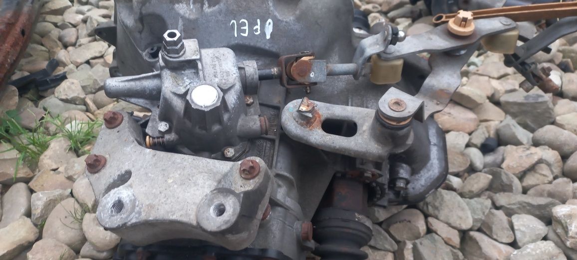Кпп 55565177 opel Astra corsa 1.4-1.6 2010-