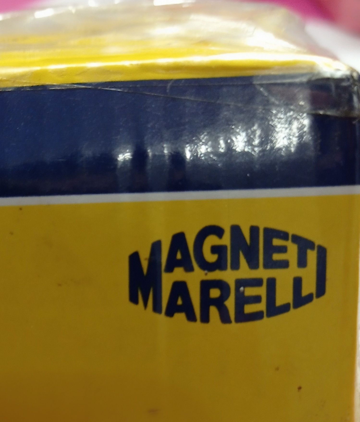 Насос топливный электробензонасос Magneti Marelli