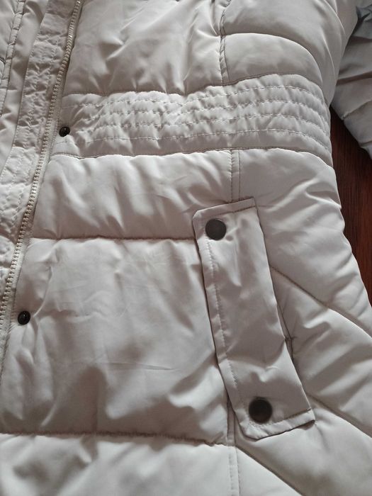 kurtka damska pikowana na jesień zimę F&F, dłuższa odpinany kaptur