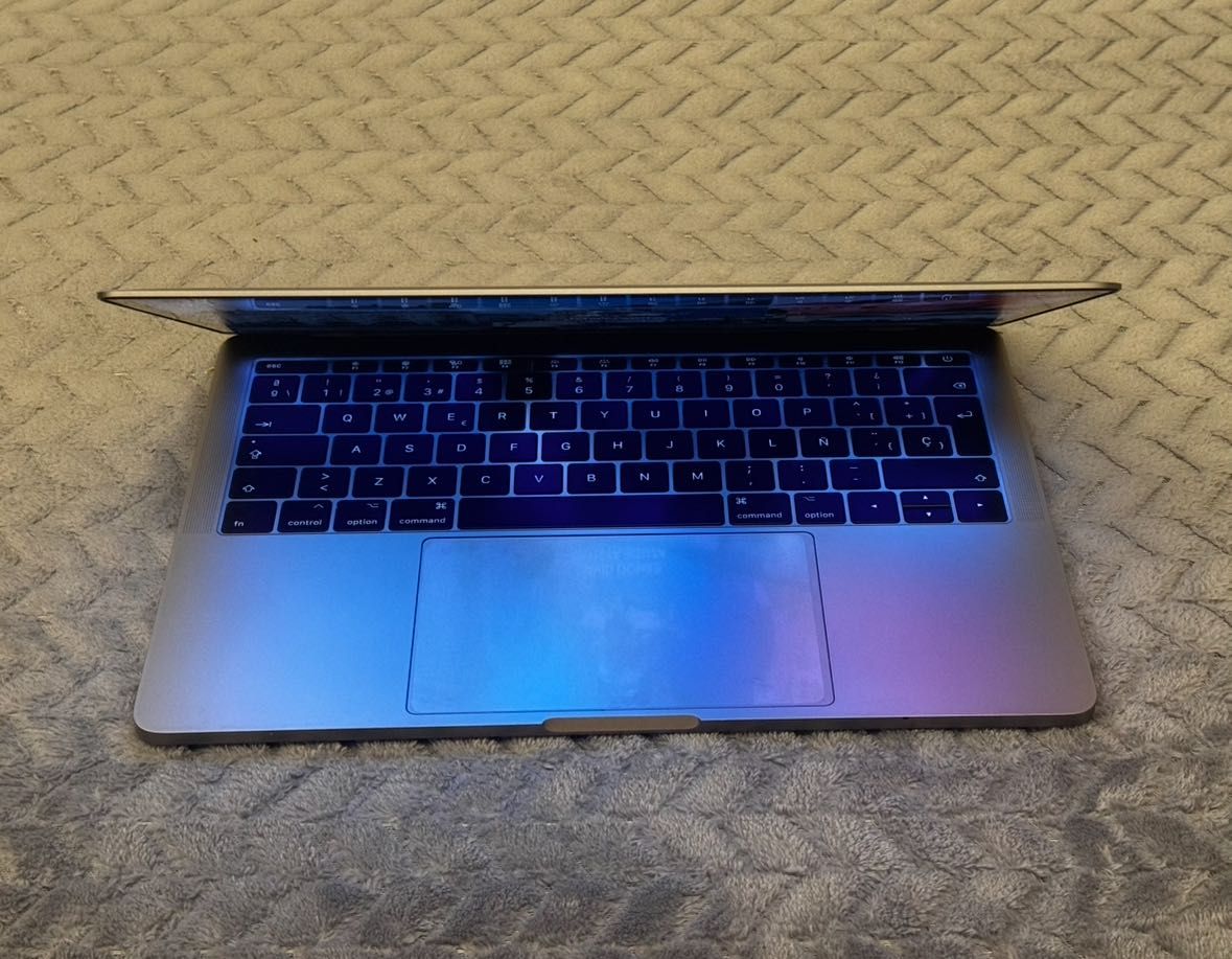 MacBook Pro 2017   13.3"
