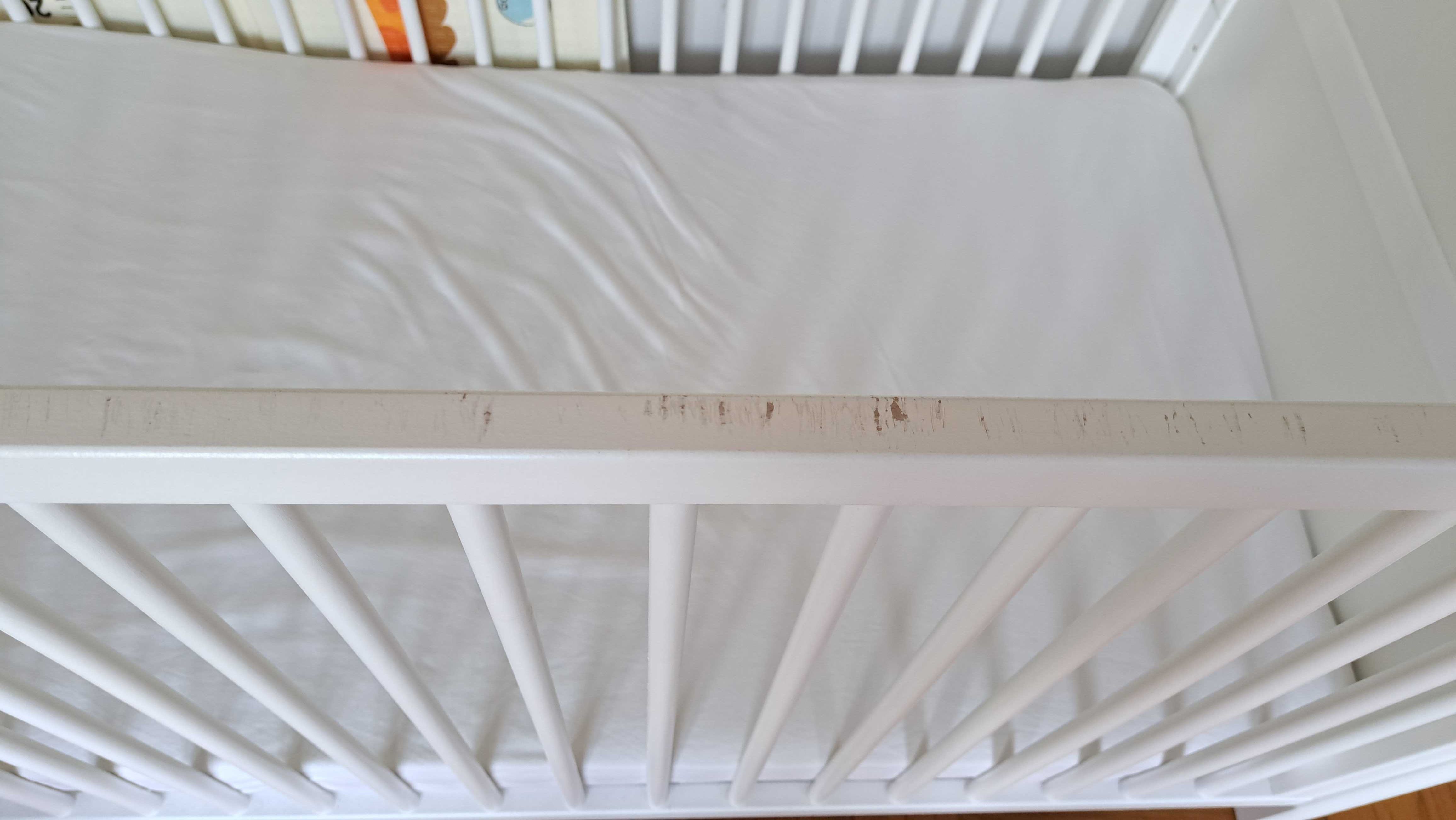 Łóżeczko niemowlęce 140x70, łóżeczko dziecięce białe, marka Geuther