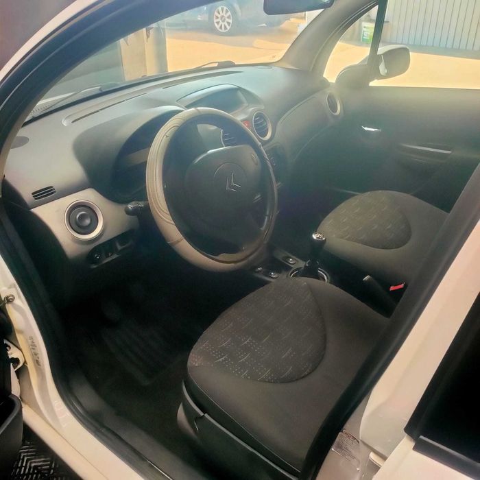 Citroën C3 impecável