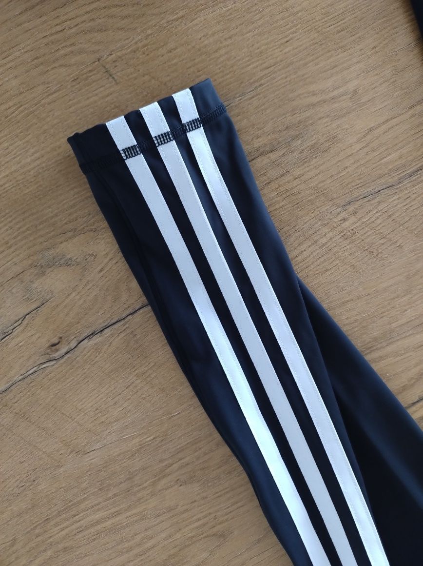 Legginsy Adidas s 36