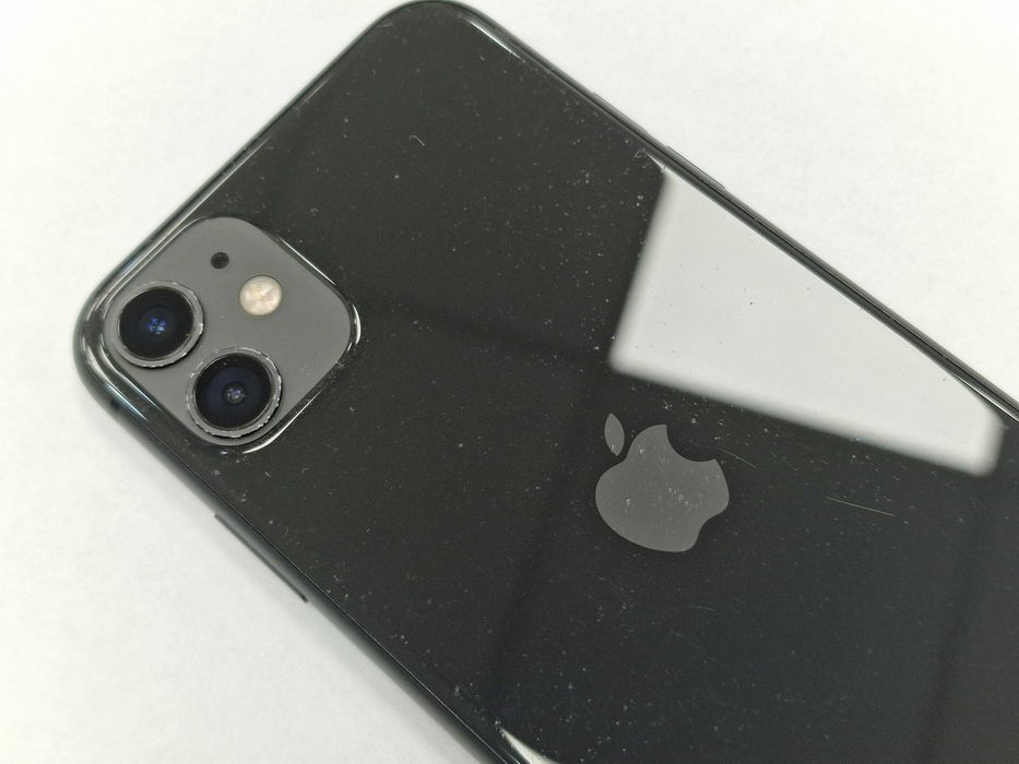Iphone 11 128GB/ Black/ BAT 74%/ Grade B/ Gwarancja + ładowarka