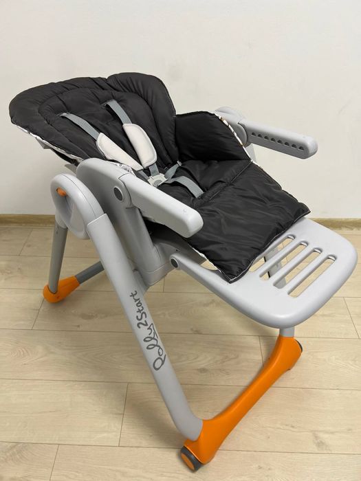 Стілець для годування, крісло для годування