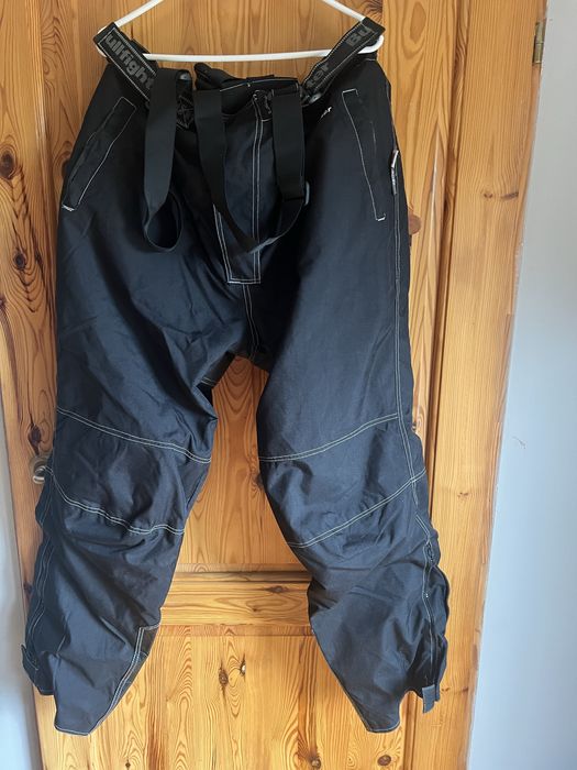 Sprzedam duzy strój na motocykl (kurtka, spodnie) firmy Bull fighter