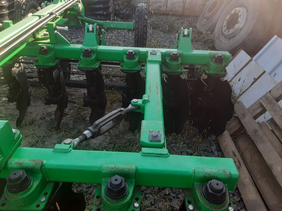 Дископлуг АГН-3.3м Велес Агро прицепна дискова борона тяжка на трактор