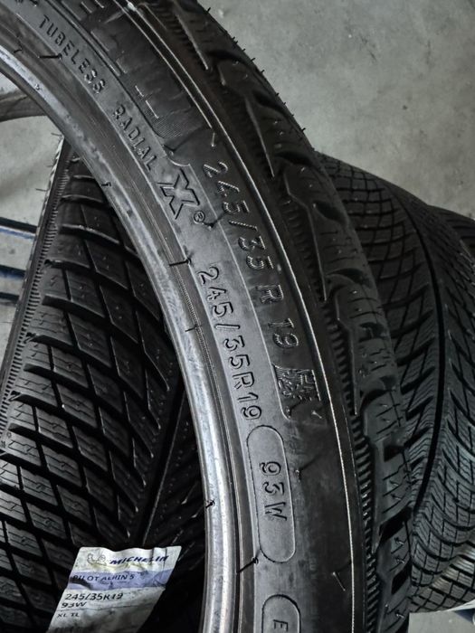 265/35/19+245/35/19 R19 Michelin Pilot Alpin 5 4шт нові зима