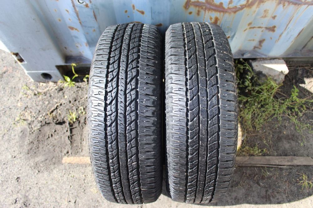 2x 205/70R15 YOKOHAMA GEOLANDAR A/T G015 96H 7,5mm
