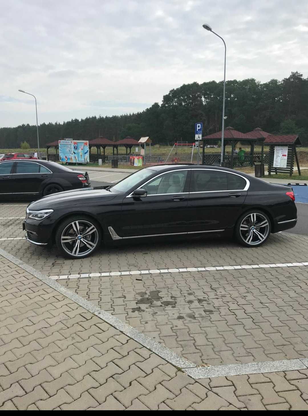 BMW 730 X-Drive Diesel. Bezwypadkowy. Salon Polska. Serwisowany!