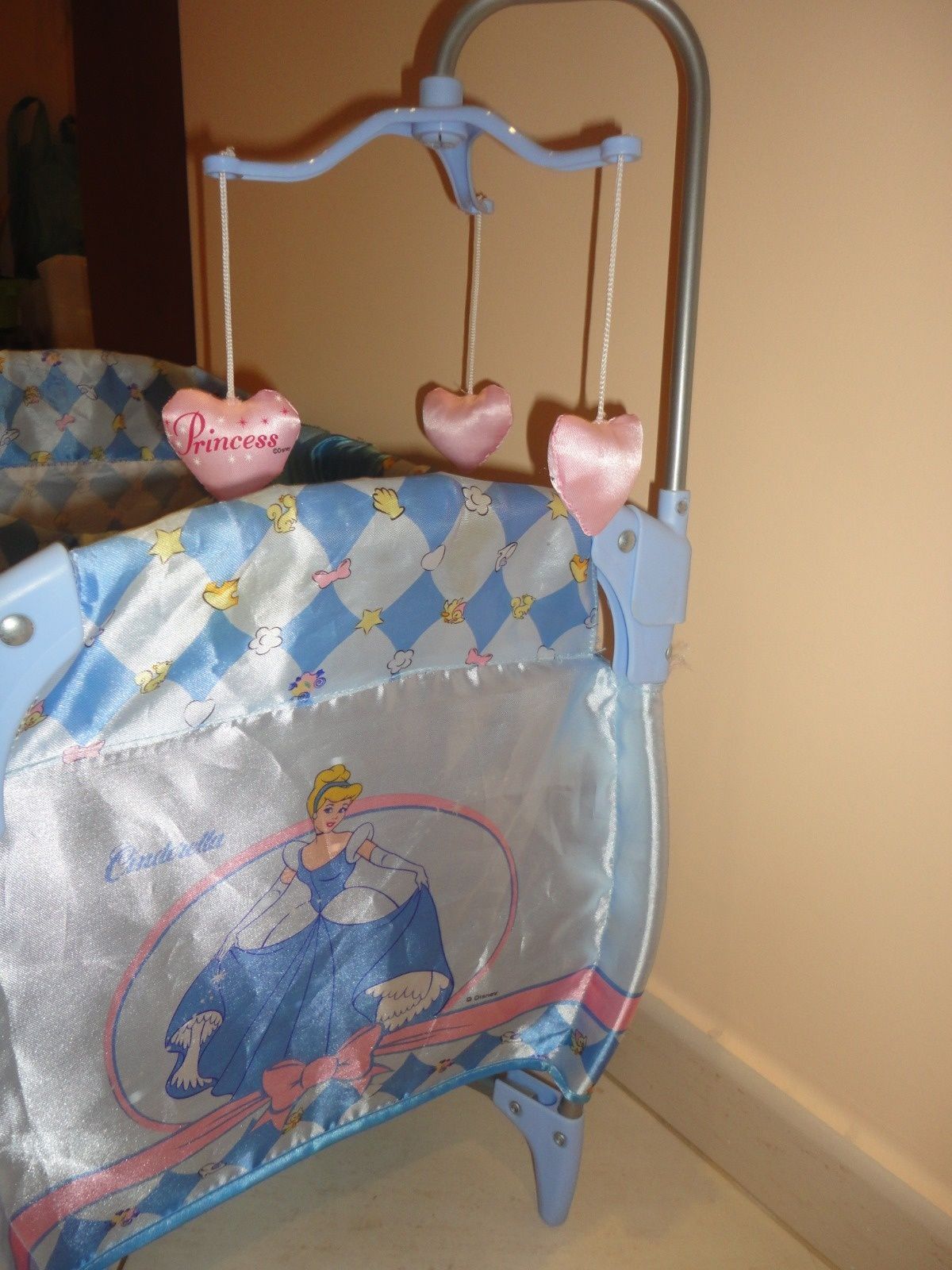 Cama de brincar cinderela