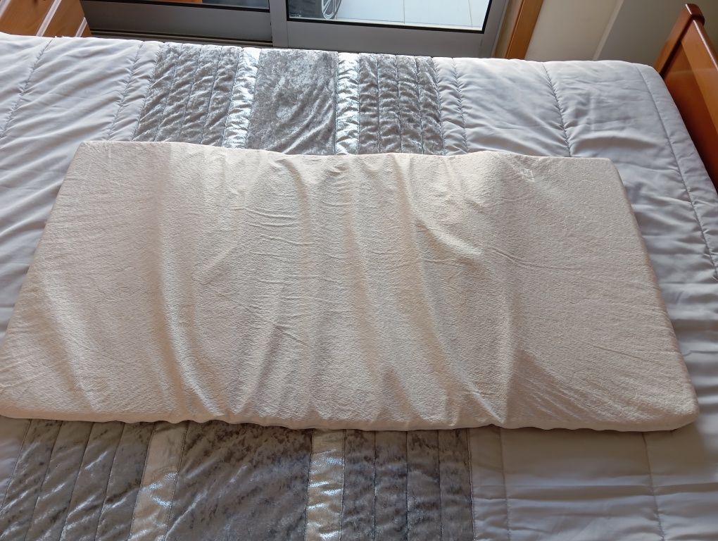 Cama de viagem de bebé com colchão de alta qual
